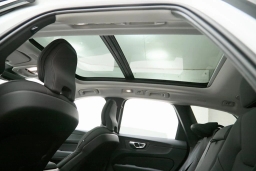 Volvo XC60 Plug-In Hybrid Plus T8 AWD 2026