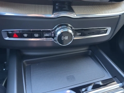 Volvo XC60 Plug-In Hybrid Plus T8 AWD 2026