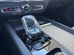 Volvo XC60 Plug-In Hybrid Plus T8 AWD 2026