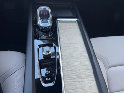 Volvo XC60 Plug-In Hybrid Plus T8 AWD 2026