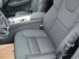 Volvo XC60 Plug-In Hybrid Plus T8 AWD 2026