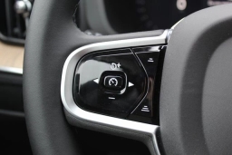 Volvo XC60 Plug-In Hybrid Plus T8 AWD 2026