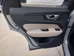 Volvo XC60 Plug-In Hybrid Plus T8 AWD 2026