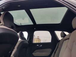 Volvo XC60 Plug-In Hybrid Plus T8 AWD 2026