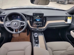 Volvo XC60 Plug-In Hybrid Plus T8 AWD 2026