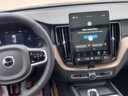 Volvo XC60 Plug-In Hybrid Plus T8 AWD 2026