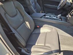 Volvo XC60 Plug-In Hybrid Ultra Black Edition T8 AWD 2026