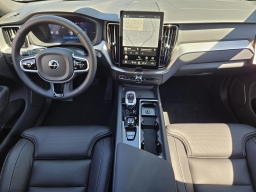 Volvo XC60 Plug-In Hybrid Ultra Black Edition T8 AWD 2026