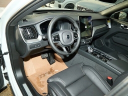 Volvo XC60 Plug-In Hybrid Ultra Black Edition T8 AWD 2026