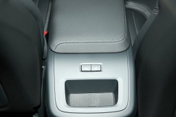 Volvo XC60 Plug-In Hybrid Ultra Black Edition T8 AWD 2026