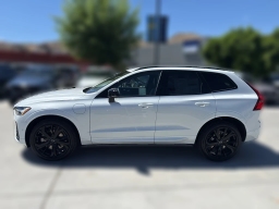Volvo XC60 Plug-In Hybrid Ultra Black Edition T8 AWD 2026