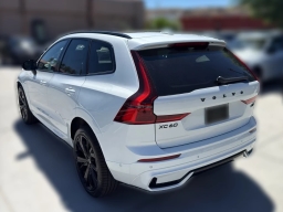Volvo XC60 Plug-In Hybrid Ultra Black Edition T8 AWD 2026