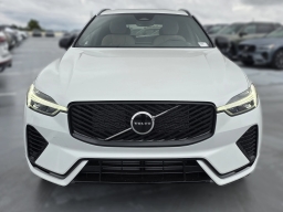 Volvo XC60 Plug-In Hybrid Core T8 AWD 2026