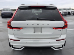 Volvo XC60 Plug-In Hybrid Core T8 AWD 2026