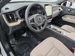 Volvo XC60 Plug-In Hybrid Core T8 AWD 2026