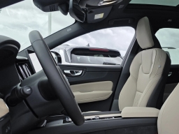 Volvo XC60 Plug-In Hybrid Core T8 AWD 2026