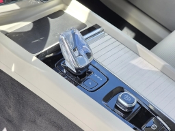 Volvo XC60 Plug-In Hybrid Ultra T8 AWD 2026