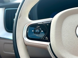 Volvo XC60 Plug-In Hybrid Ultra T8 AWD 2026