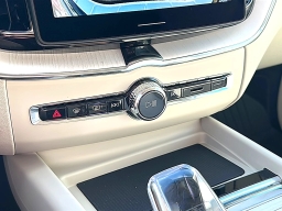 Volvo XC60 Plug-In Hybrid Ultra T8 AWD 2026