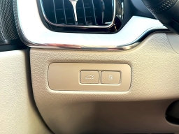 Volvo XC60 Plug-In Hybrid Ultra T8 AWD 2026