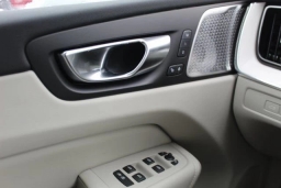 Volvo XC60 Plug-In Hybrid Ultra T8 AWD 2026