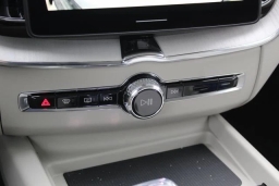 Volvo XC60 Plug-In Hybrid Ultra T8 AWD 2026