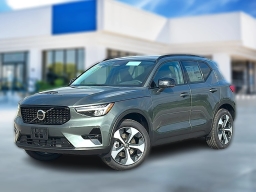 Volvo XC40 Plus B4 FWD 2026