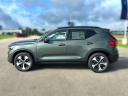 Volvo XC40 Plus B4 FWD 2026