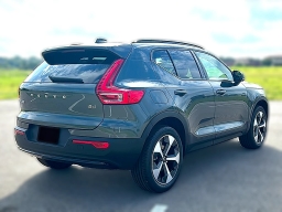 Volvo XC40 Plus B4 FWD 2026