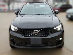 Volvo XC40 Plus B4 FWD 2026
