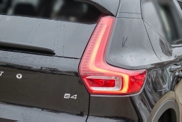 Volvo XC40 Plus B4 FWD 2026