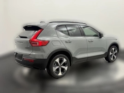 Volvo XC40 Plus B4 FWD 2026