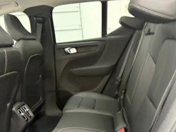 Volvo XC40 Plus B4 FWD 2026