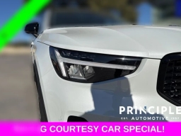 Volvo XC40 Plus B4 FWD 2026