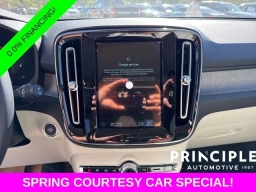 Volvo XC40 Plus B4 FWD 2026