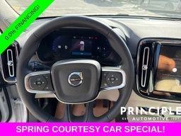 Volvo XC40 Plus B4 FWD 2026