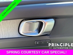 Volvo XC40 Plus B4 FWD 2026