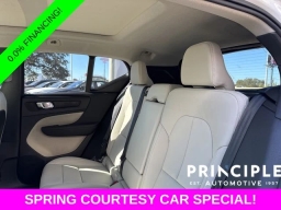 Volvo XC40 Plus B4 FWD 2026