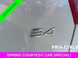 Volvo XC40 Plus B4 FWD 2026