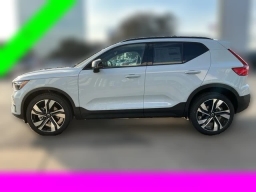 Volvo XC40 Plus B4 FWD 2026