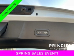 Volvo XC40 Plus B4 FWD 2026