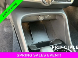 Volvo XC40 Plus B4 FWD 2026