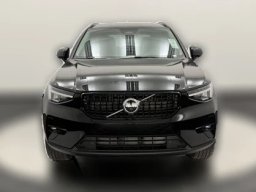 Volvo XC40 Plus B4 FWD 2026