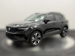 Volvo XC40 Plus B4 FWD 2026