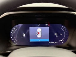 Volvo XC40 Plus B4 FWD 2026