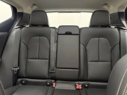 Volvo XC40 Plus B4 FWD 2026