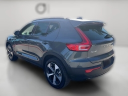 Volvo XC40 Core B4 FWD 2026