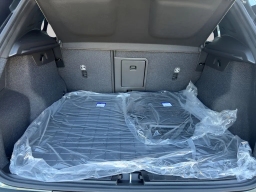 Volvo XC40 Core B4 FWD 2026