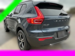 Volvo XC40 Core B4 FWD 2026