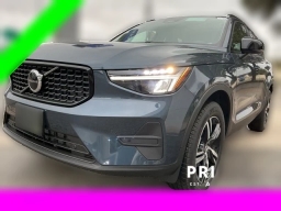 Volvo XC40 Core B4 FWD 2026